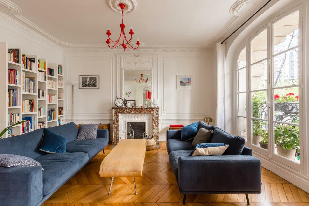 Apartment Veeve - Eiffel Elegance Paris