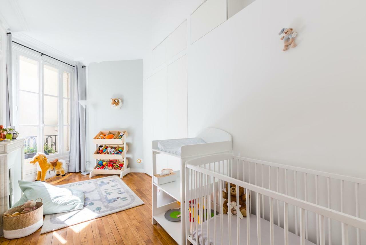 Apartment Veeve - Eiffel Elegance Paris